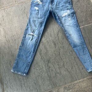 Trendy Ripped Denim Jeans